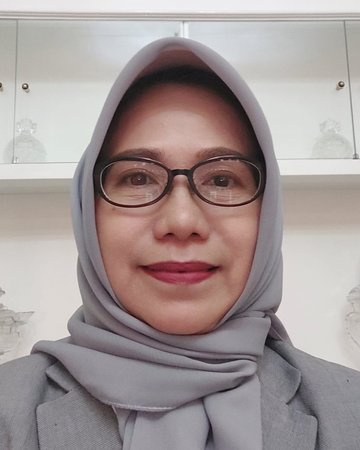 Foto Dr. Metty Mustikasari